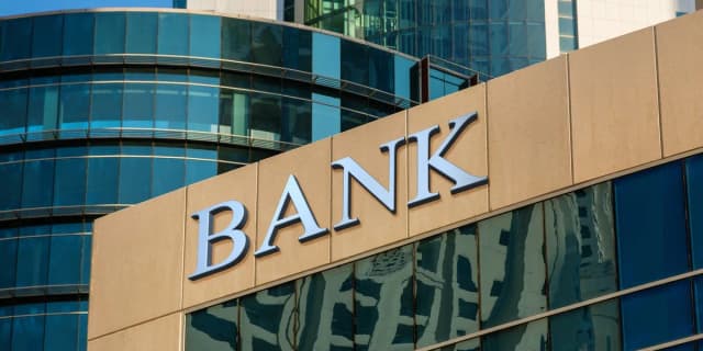 Jaki bank ogłosił upadłość? Zaskakujące szczegóły i konsekwencje Jaki bank ogłosił upadłość? Zaskakujące szczegóły i konsekwencje