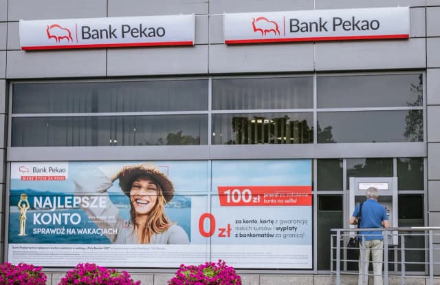 Kiedy przelew Pekao? Sprawdź godziny sesji i uniknij opóźnień Kiedy przelew Pekao? Sprawdź godziny sesji i uniknij opóźnień